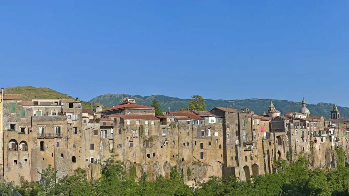 Itinerario di 7 Giorni a Benevento e Dintorni
